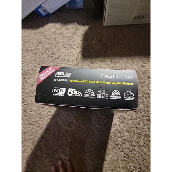 ASUS Router (RT-AC68R)   Wireless-AC1900‎ Dual-Band Gigabit Router - Picture 5 of 12
